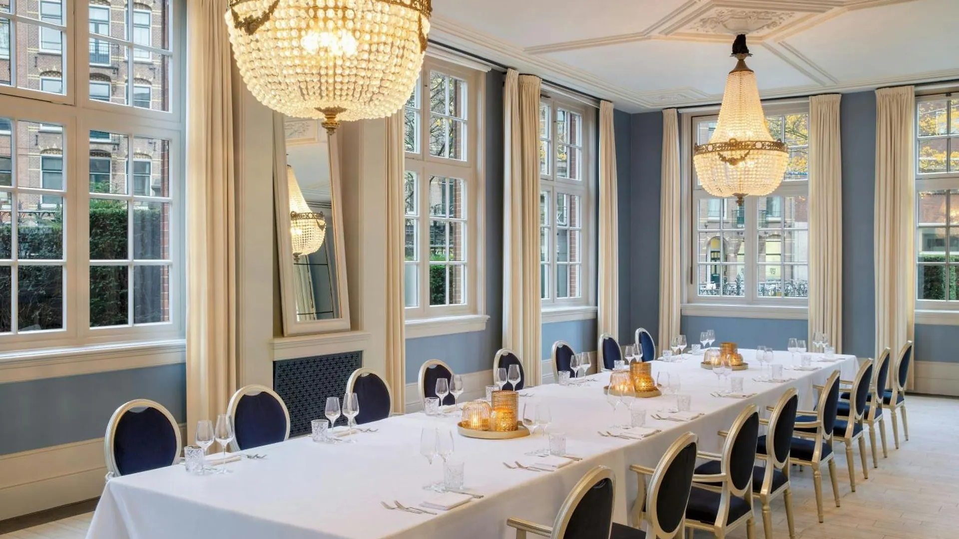 The College Hotel Amsterdam 5*,