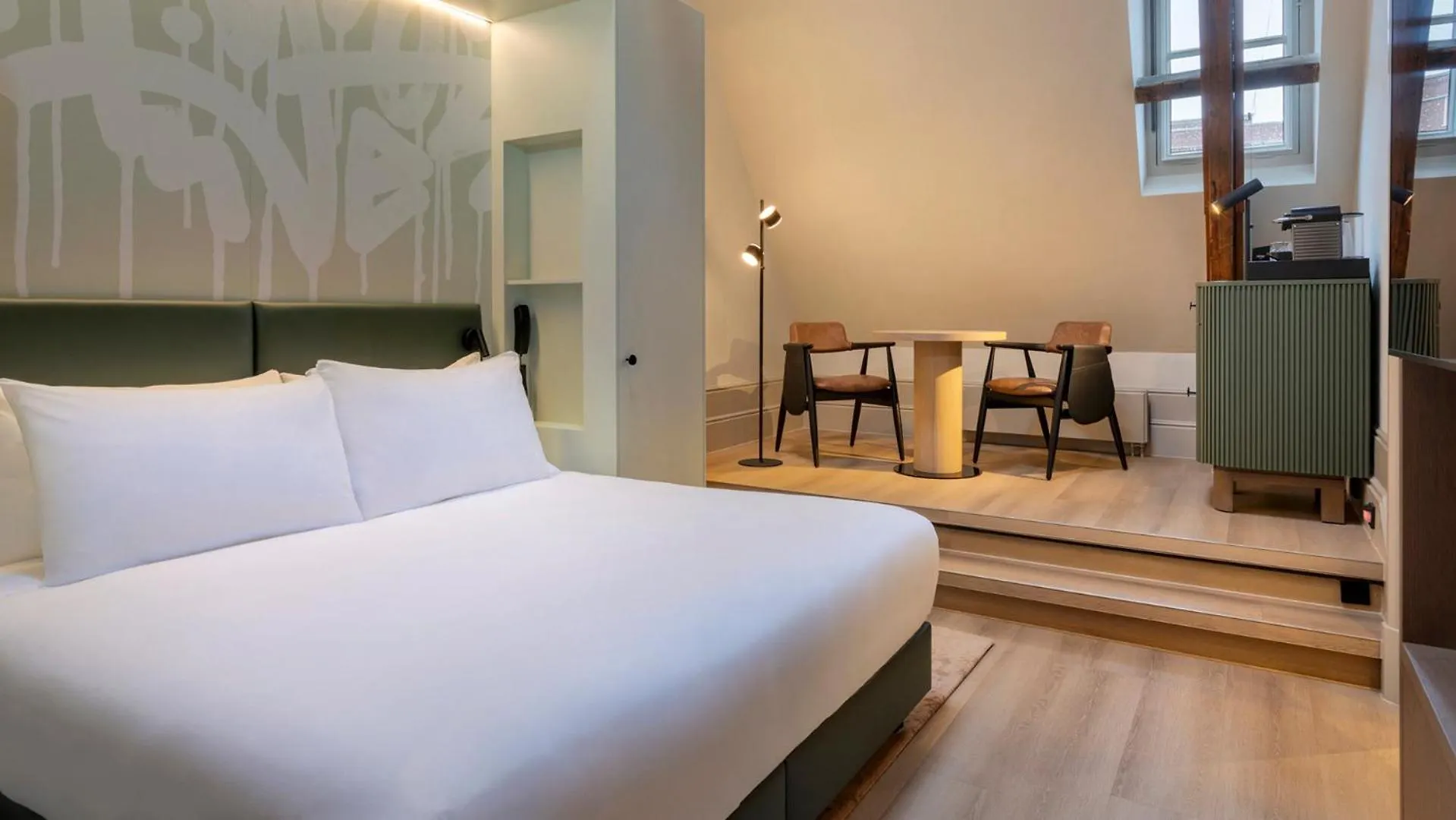 The College Hotel Amsterdam, Autograph Collection