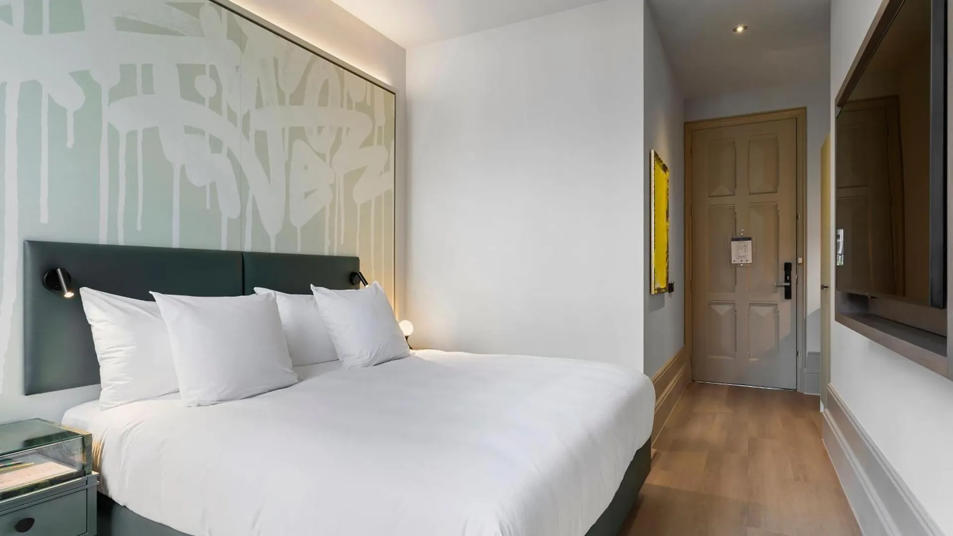 The College Hotel Amsterdam 5*,